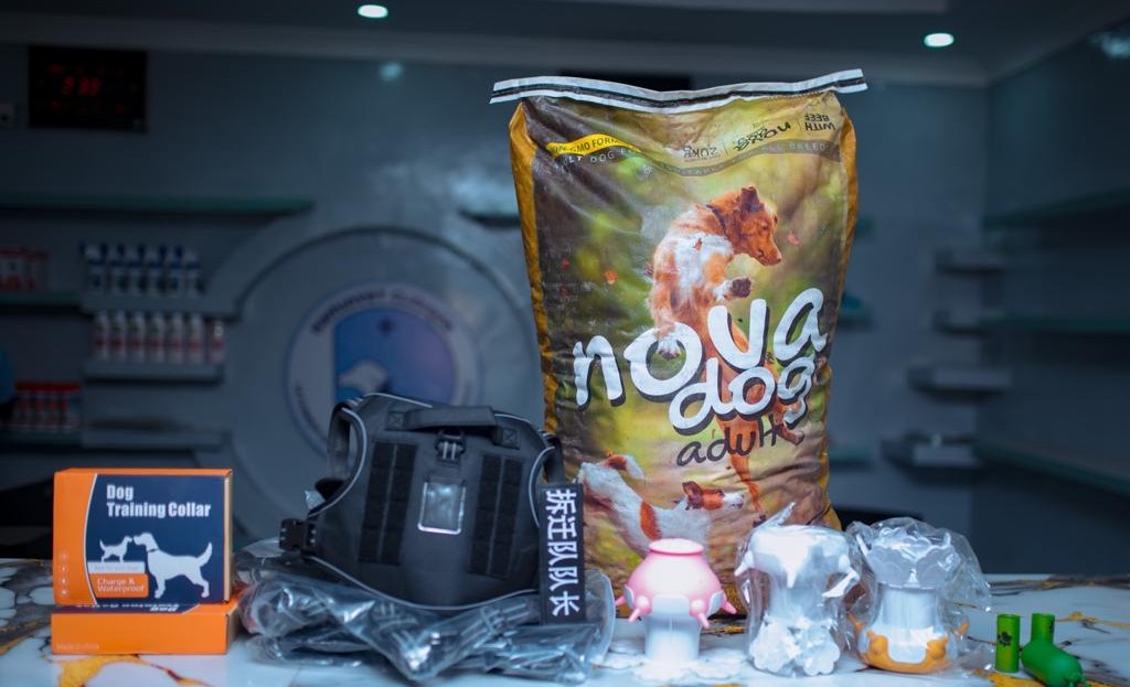 Nourritures et accessoires